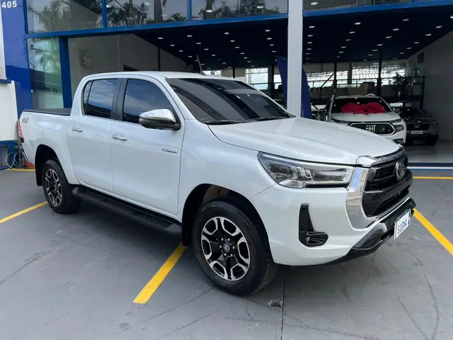 Carro Toyota Hilux Cabine Dupla 2025 SRX 4x4 2.8 Diesel