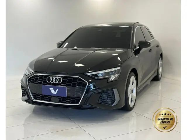 Carro Audi A3 Sportback 2024 S-Line 2.0 TFSI S-Tron.(Híb.)