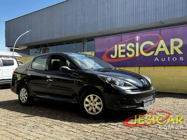Carro Peugeot 207 Sedan 2010 207 Passion XR 1.4 8V (flex)
