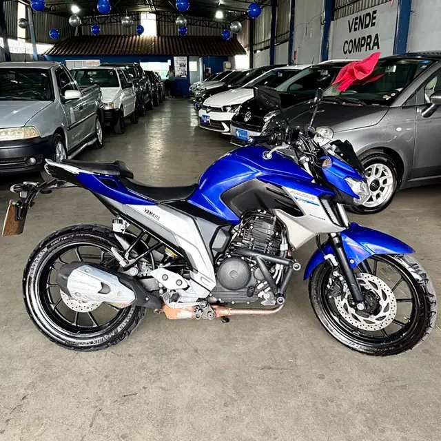 Moto Yamaha YS 250 Fazer 2021 ABS