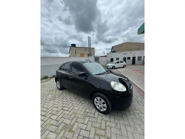 Carro Nissan March 2012 1.0 16V (Flex)