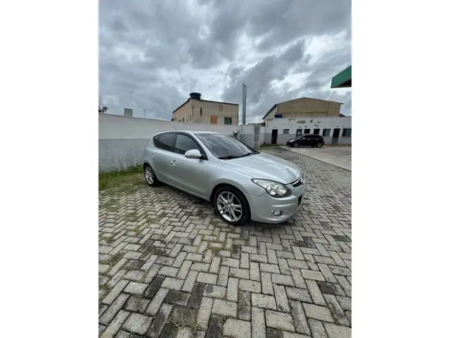 Carro Hyundai i30 2011 GLS 2.0 16V
