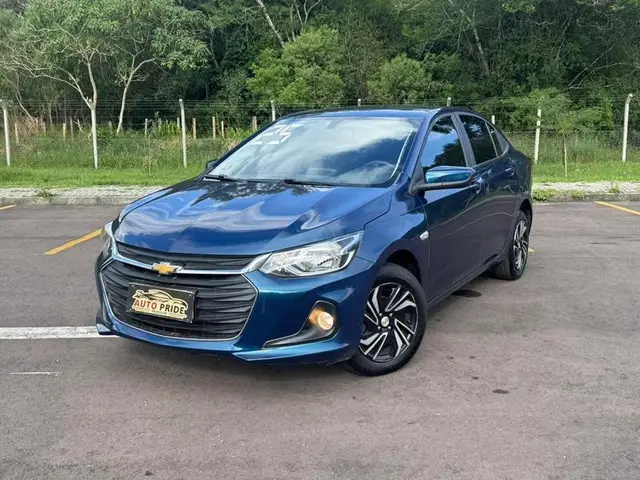 Carro Chevrolet Onix Plus 2025 LT 1.0