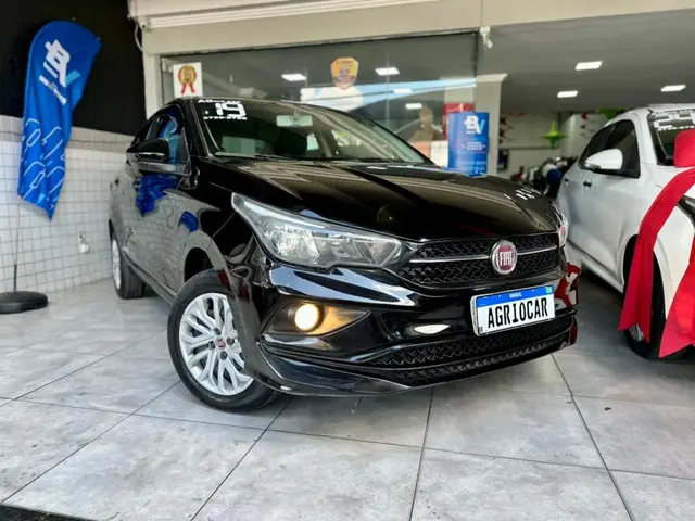Carro Fiat Cronos 2019 1.3 Drive Firefly (Flex)