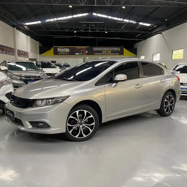 Carro Honda Civic 2014 LXS 1.8 i-VTEC (Aut) (Flex)