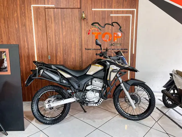 Moto Honda XRE 300 2023 Adventure
