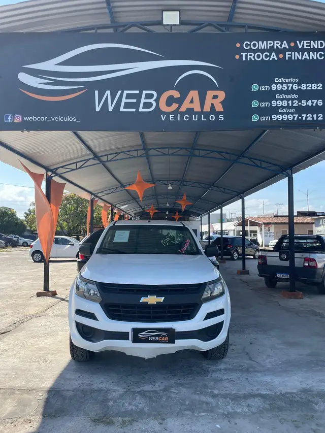 Carro Chevrolet S10 Cabine Simples 2017 S10 2.8 CTDi Cabine Simples LS 4WD