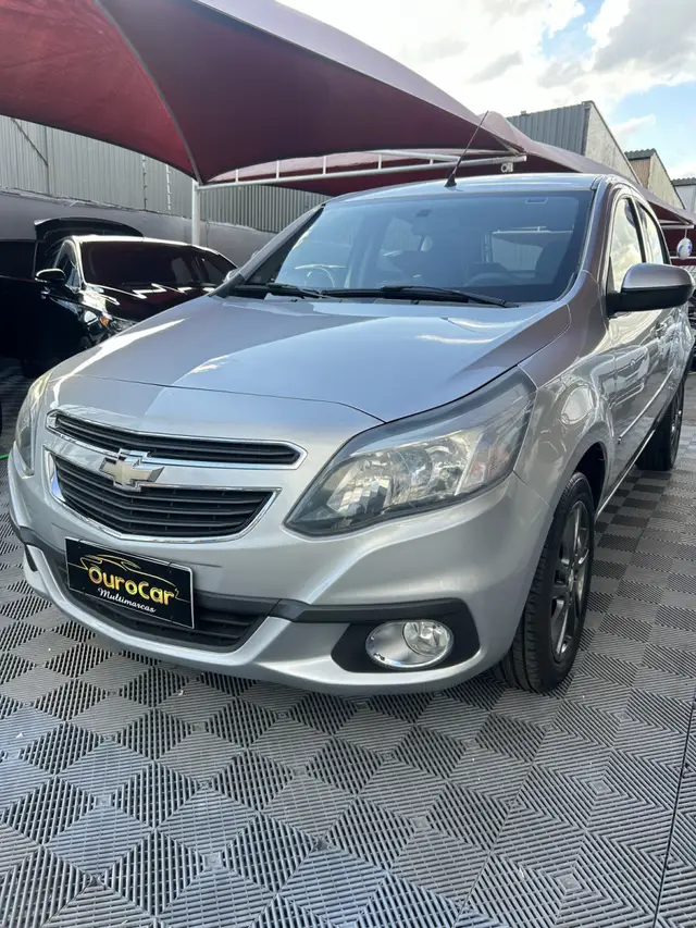 Carro Chevrolet Agile 2014 LTZ 1.4 Easytronic (Flex)