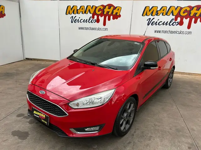 Carro Ford Focus Sedan 2016 SE 2.0 PowerShift