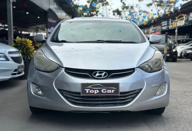 Carro Hyundai Elantra 2013 Sedan 1.8 GLS (aut)