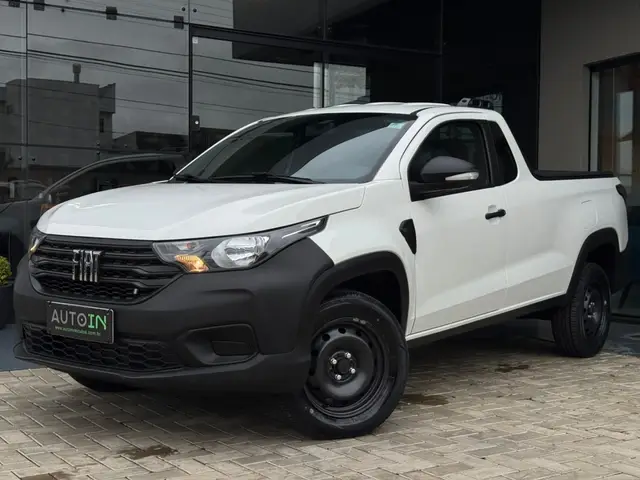 Carro Fiat Strada 2025 Endurance 1.3 Flex 8V CS