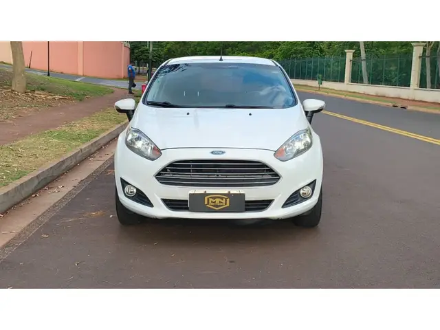 Carro Ford New Fiesta Hatch 2016 New Fiesta SE 1.5 16V