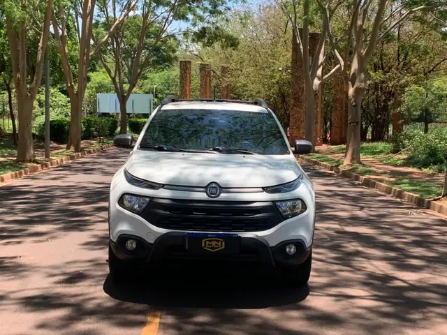 Carro Fiat Toro 2021 Freedom 1.8 AT6 4x2 (Flex)