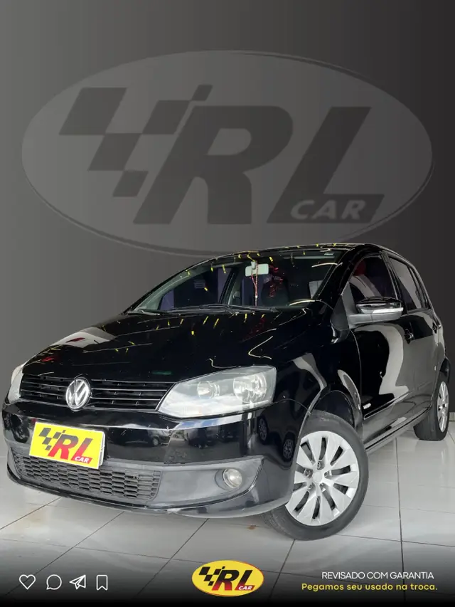 Carro Volkswagen Fox 2011 1.0 8V (Flex) 4p