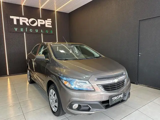 Carro Chevrolet Prisma 2014 1.4 LT SPE/4
