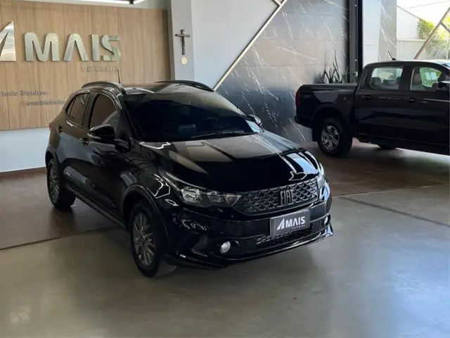Carro Fiat Argo 2021 Trekking 1.3 (Flex)