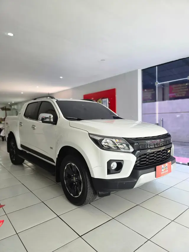 Carro Chevrolet S10 Cabine Dupla 2023 High Country 2.8 Turbodiesel (Aut.)