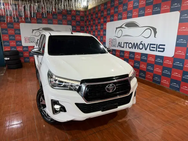 Carro Toyota Hilux Cabine Dupla 2019 Hilux 2.8 TDI CD SRX 50th 4x4 (Aut)