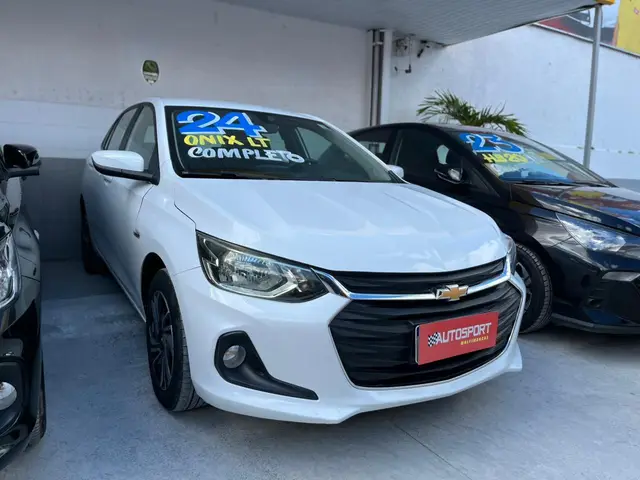 Carro Chevrolet Onix 2024 LT 1.0