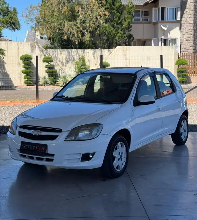 Carro Chevrolet Celta 2015 LT 1.0 (Flex)