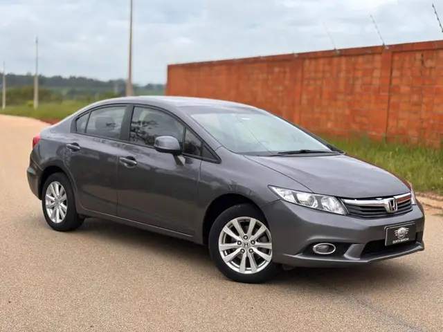 Carro Honda Civic 2015 LXS 1.8 i-VTEC (Aut) (Flex)