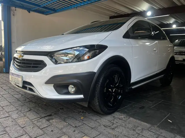 Carro Chevrolet Onix 2019 1.4 Activ SPE/4