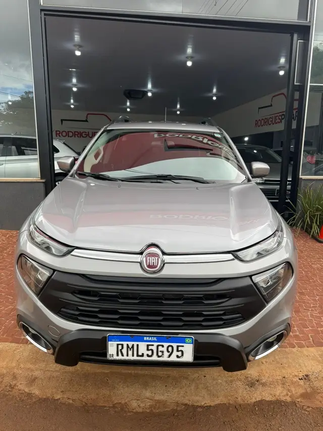 Carro Fiat Toro 2021 Freedom 1.8 AT6 4x2 (Flex)