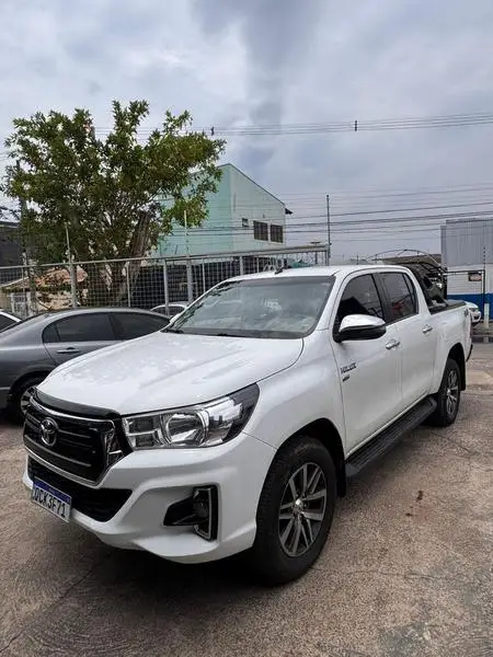 Carro Toyota Hilux Cabine Dupla 2020 Hilux 2.7 SR CD 4x2 (Flex)