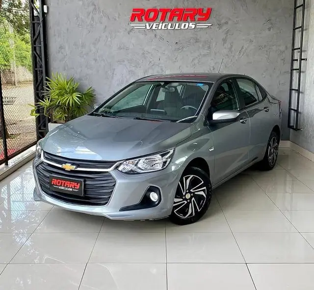 Carro Chevrolet Onix Plus 2024 LT 1.0