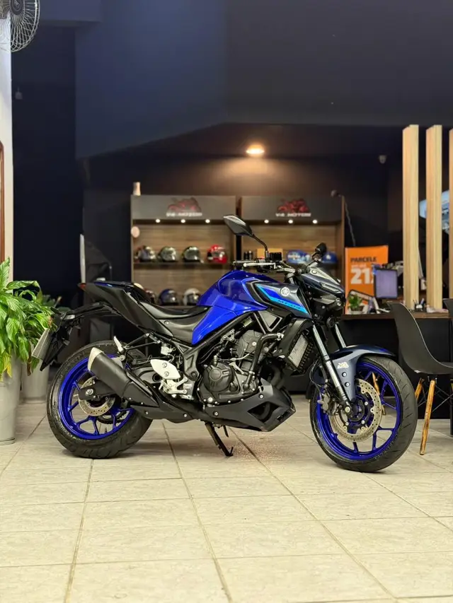 Moto Yamaha MT-03 2023 ABS