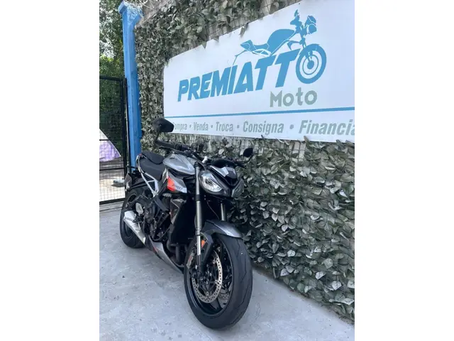 Moto Triumph Street Triple 765 2023 RS