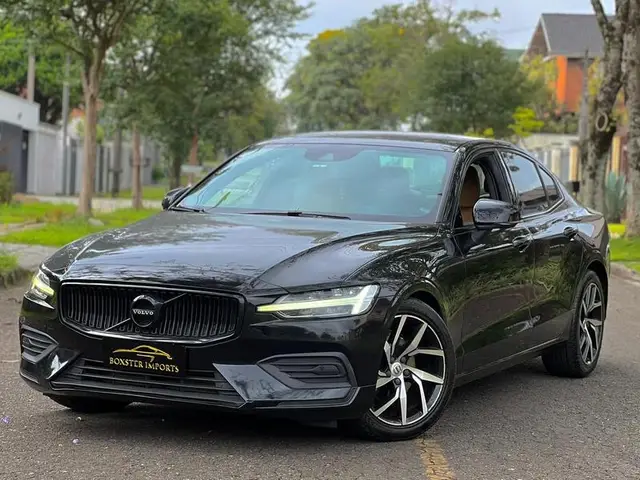 Carro Volvo S60 2020 2.0 T4 Drive-E Momentum