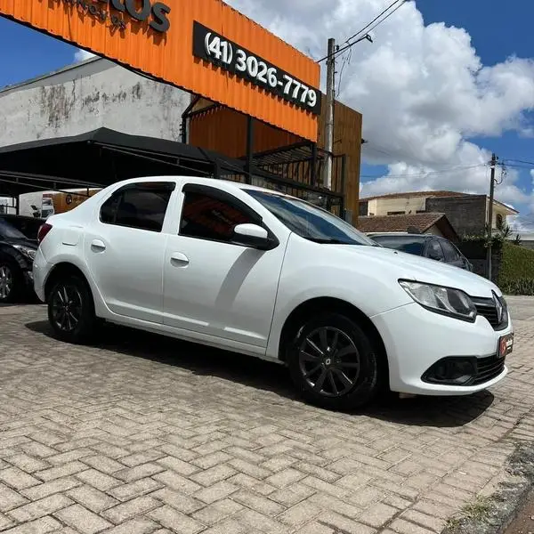 Carro Renault Logan 2015 Authentique 1.0 16V (flex)