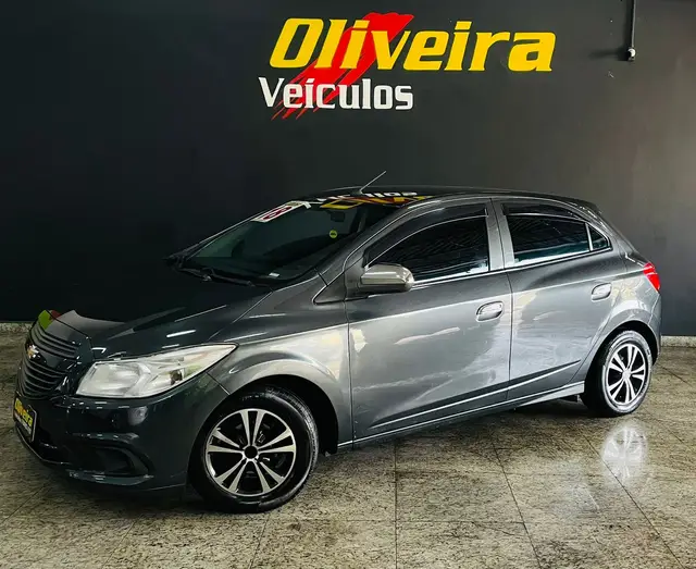 Carro Chevrolet Onix 2018 1.0 Joy SPE/4