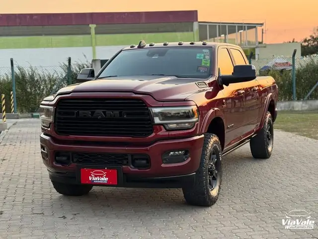 Carro Ram 3500 2022 Laramie 6.7