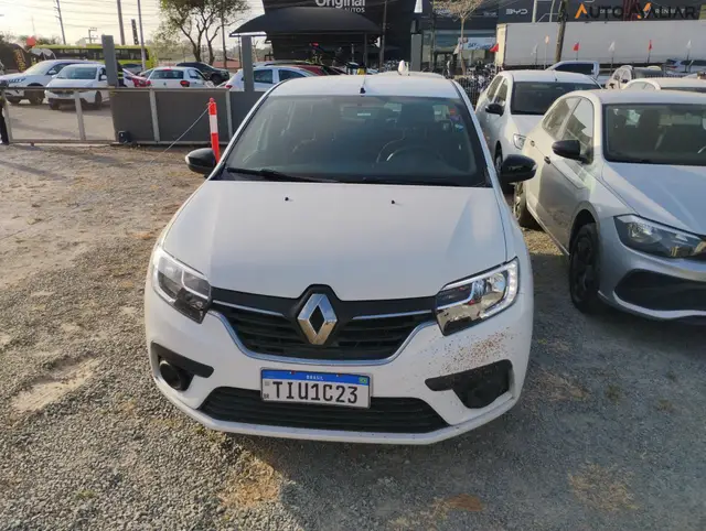 Carro Renault Logan 2025 Zen 1.0