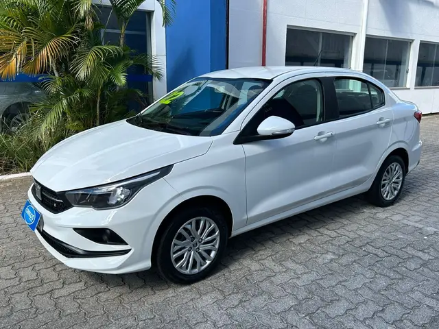 Carro Fiat Cronos 2022 Drive 1.3