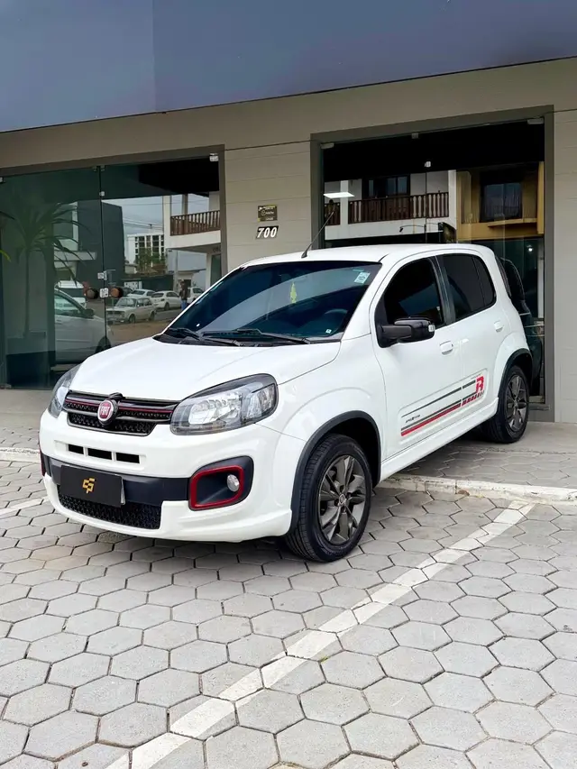 Carro Fiat Uno 2017 Sporting 1.3 Firefly (Flex)