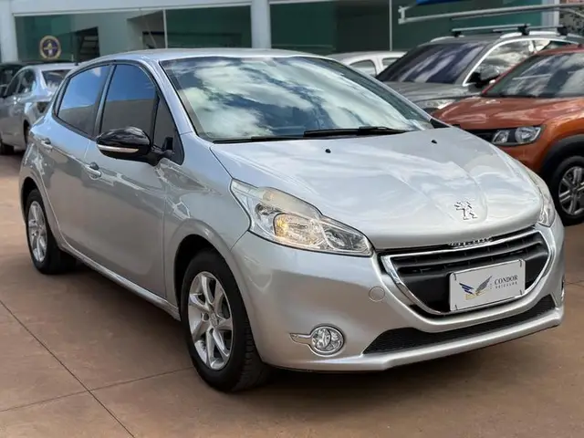 Carro Peugeot 208 2014 Active 1.5 8V (Flex)