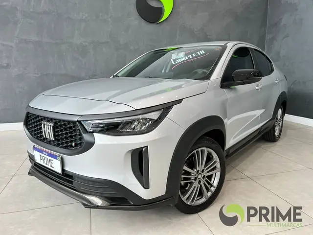 Carro Fiat Fastback 2024 Turbo 200