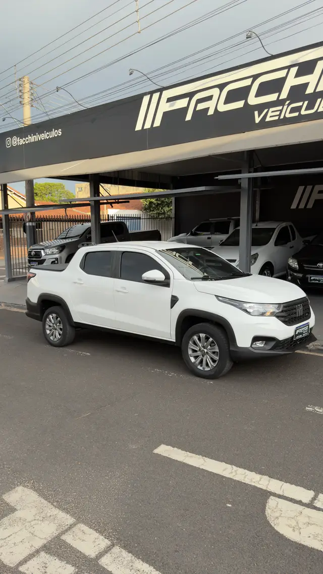 Carro Fiat Strada 2022 Freedom 1.3 CD (Flex)