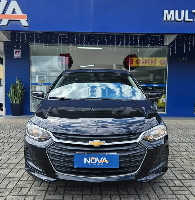 Carro Chevrolet Onix Plus 2024 LT 1.0