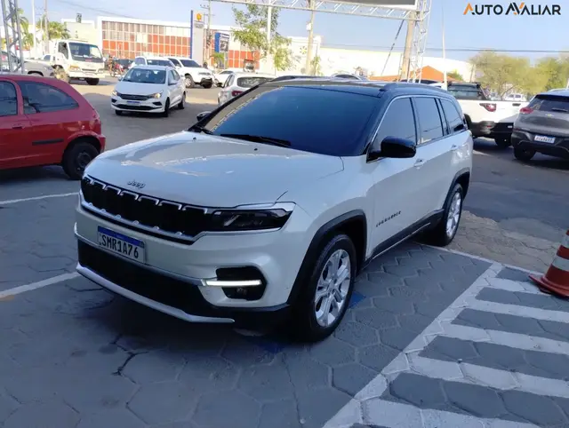 Carro Jeep Commander 2025 Longitude 1.3 T270