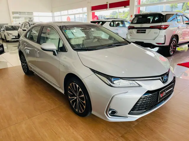 Carro Toyota Corolla 2024 Altis Hybrid Premium 1.8 Flex
