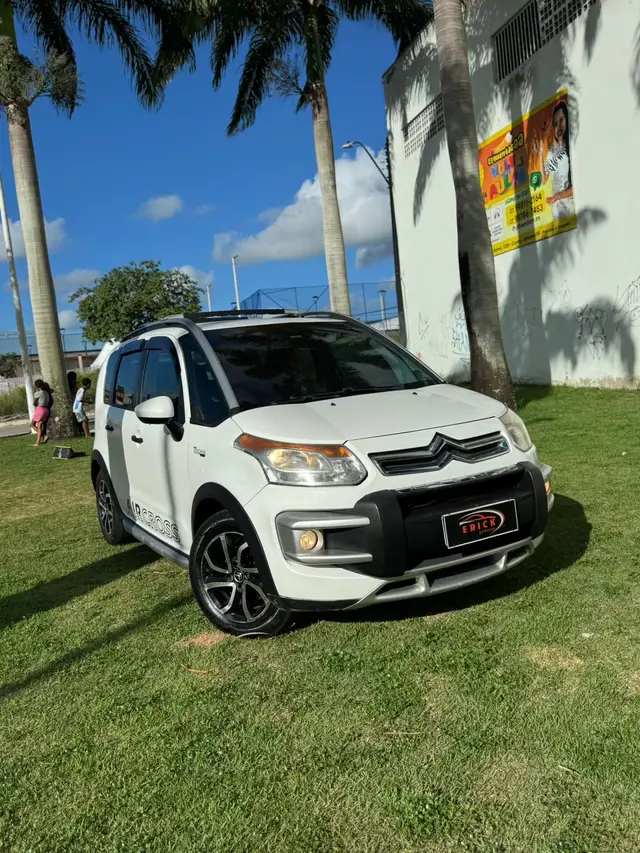 Carro Citroën Aircross 2013 GLX 1.6 16V (Flex) (aut)