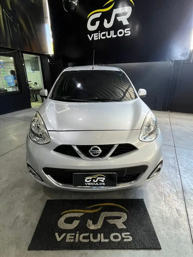 Carro Nissan March 2015 1.6 16V S (Flex)