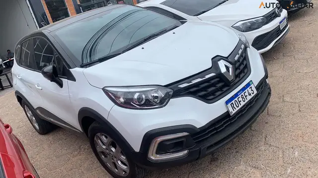 Carro Renault Captur 2022 Zen 1.3 TB 16V Flex 5p Aut.