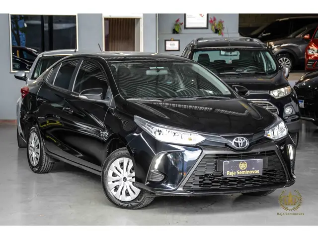 Carro Toyota Yaris Sedan 2023 XL 1.5 (Flex) (Aut)