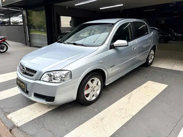 Carro Chevrolet Astra Sedan 2007 Advantage 2.0 (Flex)