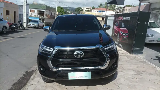 Carro Toyota Hilux Cabine Dupla 2025 SRX 4x4 2.8 Diesel